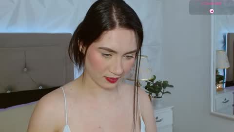 Gwen Drew online show from 01.08.26