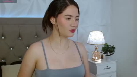 Gwen Drew online show from 03.17.26