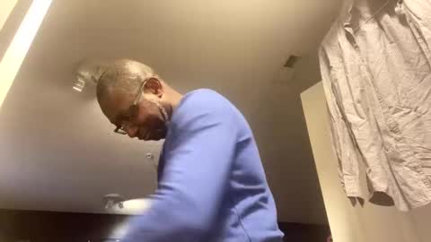 Snapshot of gyesaw1970 chatting on 02.05.25 gyesaw1970 online show from 02.05.25