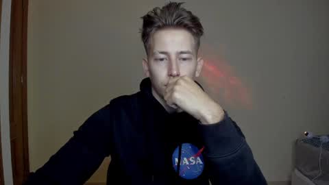 Snapshot of gym_alpha chatting on 02.04.25 Oliver online show from 02.04.25