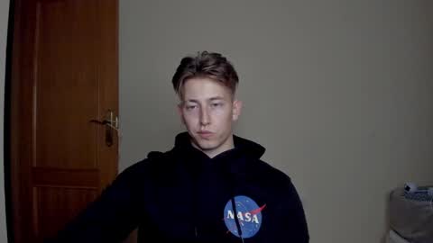 Snapshot of gym_alpha chatting on 02.04.25 Oliver online show from 02.04.25