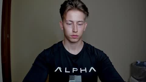 Snapshot of gym_alpha chatting on 02.04.25 Oliver online show from 02.04.25