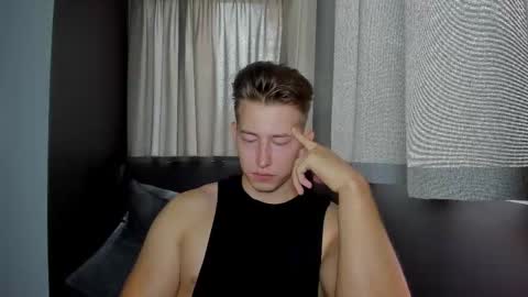 Snapshot of gym_alpha chatting on 09.11.25 Oliver online show from 09.11.25