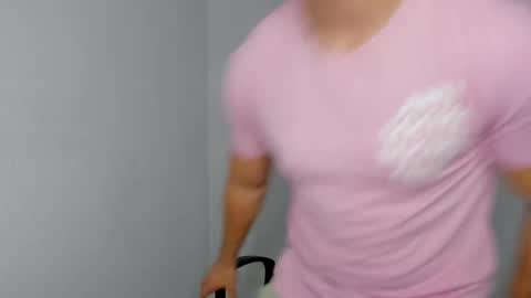 Snapshot of gym_alpha chatting on 09.30.25 Oliver online show from 09.30.25