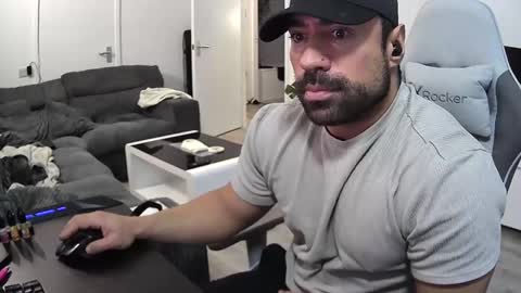 Snapshot of gymking999 chatting on 02.10.25 gymking999 online show from 02.10.25