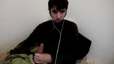 Snapshot of h1dden_reality chatting on 01.17.25 h1dden_reality online show from 01.17.25