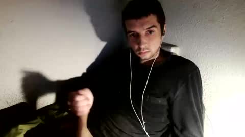 Snapshot of h1dden_reality chatting on 11.12.25 h1dden_reality online show from 11.12.25