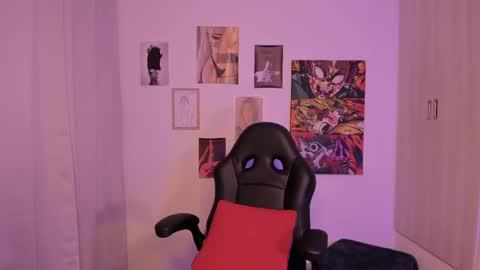 haanna_thompsoon online show from 05.13.26