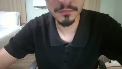 Snapshot of hablale01 chatting on 03.31.26 hablale01 online show from 03.31.26