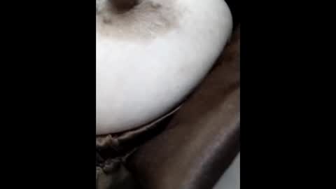 Snapshot of hachi_sweetbabie chatting on 01.14.26 hachi_sweetbabie online show from 01.14.26