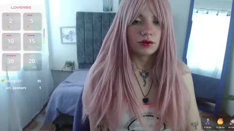 Snapshot of hadde01 chatting on 11.09.25 Hadde online show from 11.09.25