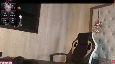 Snapshot of hadde_rosse chatting on 07.23.26 hadde_rosse online show from 07.23.26