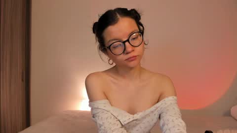 Snapshot of hailey_firee chatting on 12.20.24 Hailey online show from 12.20.24