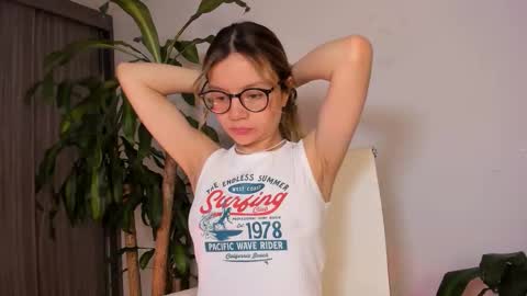 Snapshot of hailey_firee chatting on 10.02.25 Hailey online show from 10.02.25