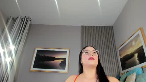 Snapshot of hailey_foxxx chatting on 07.30.26 laura online show from 07.30.26