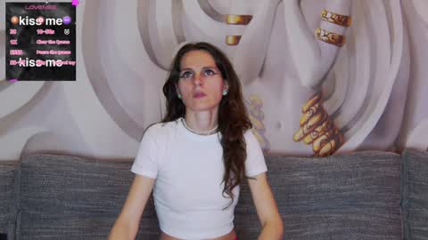 Snapshot of hailey_peach chatting on 02.03.25 HaileyPeach online show from 02.03.25