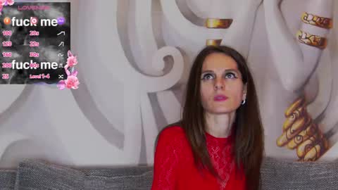 Snapshot of hailey_peach chatting on 10.06.25 HaileyPeach online show from 10.06.25