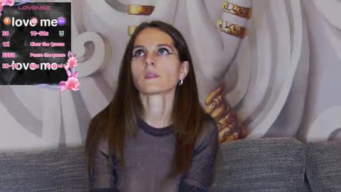 Snapshot of hailey_peach chatting on 10.16.25 HaileyPeach online show from 10.16.25