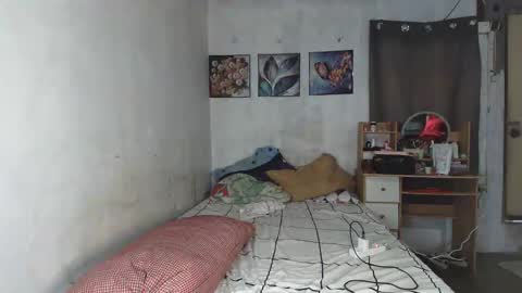 hailey_sweetcum77 online show from 12.15.25