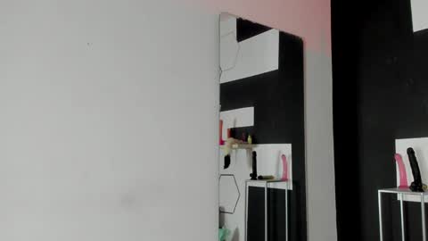 haileycat_ online show from 01.13.25