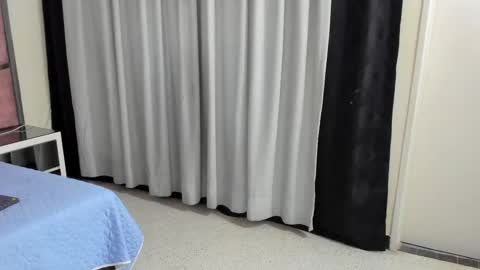 Hailey online show from 09.11.25