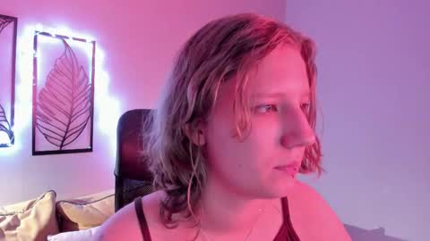 Hailey online show from 11.20.25