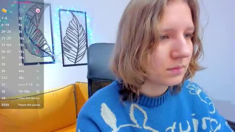 Snapshot of haileyfoxy chatting on 12.22.25 Hailey online show from 12.22.25