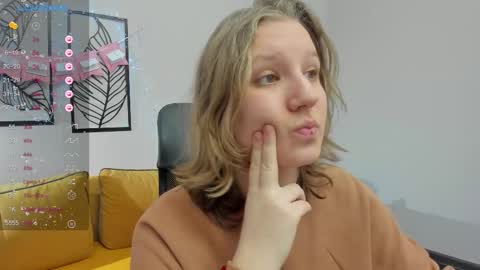 Snapshot of haileyfoxy chatting on 01.14.26 Hailey online show from 01.14.26