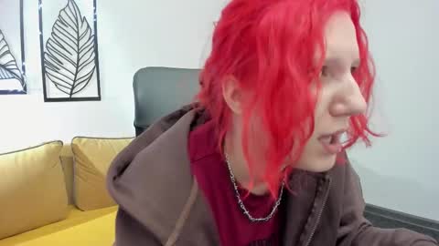 Snapshot of haileyfoxy chatting on 03.09.26 Hailey online show from 03.09.26