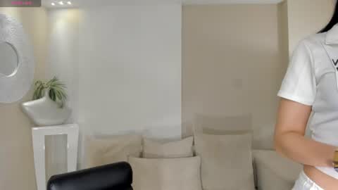 Hailey online show from 07.18.26