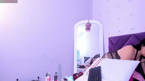 haileystonei online show from 02.09.25