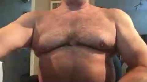 Snapshot of hairbear5 chatting on 07.11.26 Bruce online show from 07.11.26