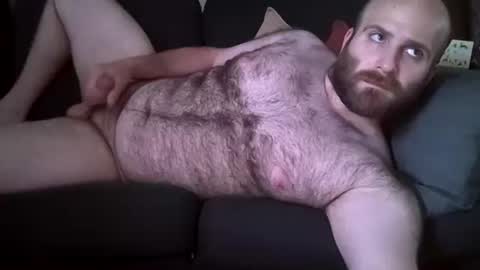 Snapshot of hairiestbear chatting on 06.09.26 Hairiest Bear online show from 06.09.26