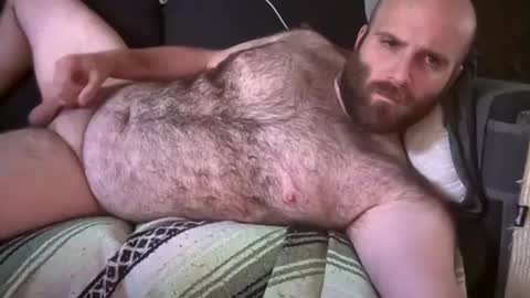 Snapshot of hairiestbear chatting on 07.08.26 Hairiest Bear online show from 07.08.26