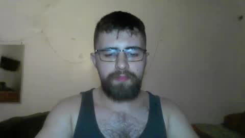 Snapshot of hairy_man_69_ chatting on 10.10.25 horny online show from 10.10.25
