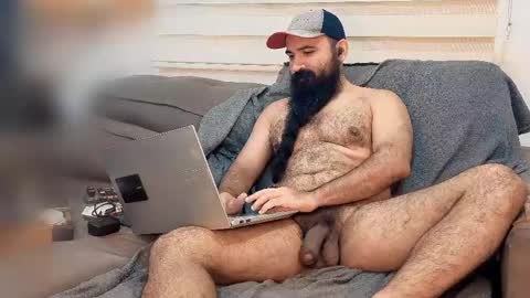 Hairy Beard Smoker online show from 05.08.26