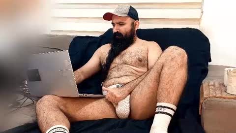 Hairy Beard Smoker online show from 07.04.26