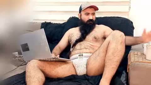 Hairy Beard Smoker online show from 07.08.26