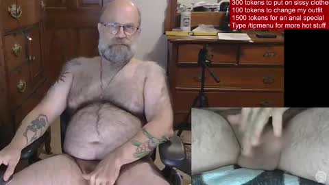 Snapshot of hairydaddybear69 chatting on 05.07.26 HairyDaddyBear69 online show from 05.07.26