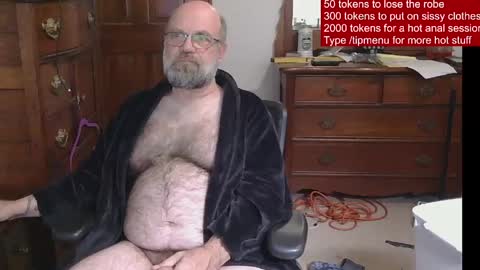 Snapshot of hairydaddybear69 chatting on 06.01.26 HairyDaddyBear69 online show from 06.01.26