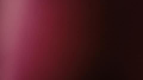 Snapshot of hairygirl83 chatting on 12.17.25 hairygirl83 online show from 12.17.25