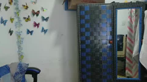 hairygirl83 online show from 01.19.26