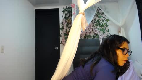 hairylatiingoddess online show from 04.13.26