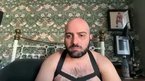 Hairy Guy online show from 03.18.26