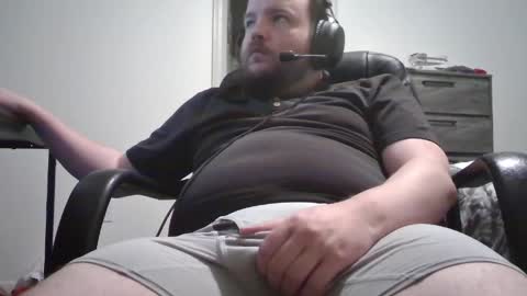 Snapshot of hairymikey chatting on 05.03.26 hairymikey online show from 05.03.26