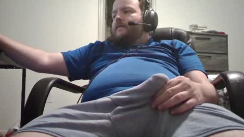 Snapshot of hairymikey chatting on 05.04.26 hairymikey online show from 05.04.26