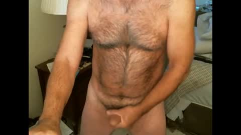 Snapshot of hairypecsguy chatting on 01.14.25 Hairy pecs online show from 01.14.25