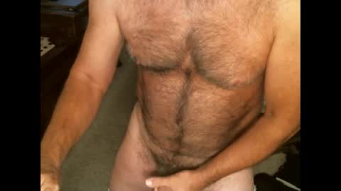 Snapshot of hairypecsguy chatting on 09.15.25 Hairy pecs online show from 09.15.25