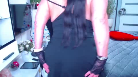 Snapshot of hairypussygranny chatting on 01.09.25 Monika online show from 01.09.25