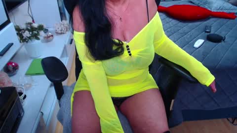 Snapshot of hairypussygranny chatting on 01.26.25 Monika online show from 01.26.25